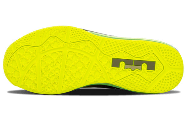 Nike Max LeBron 11 Low 'Dunkman' 642849-200