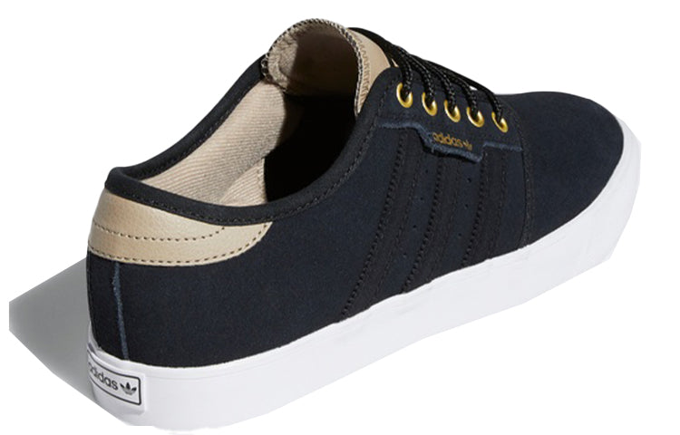 adidas originals Seeley 'Black' EE6128