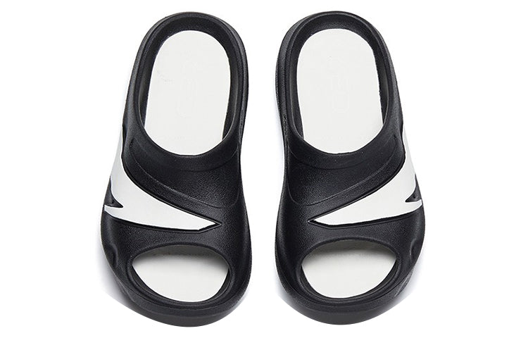 (WMNS) ANTA C37 Slides 'Black White' 922226992-3