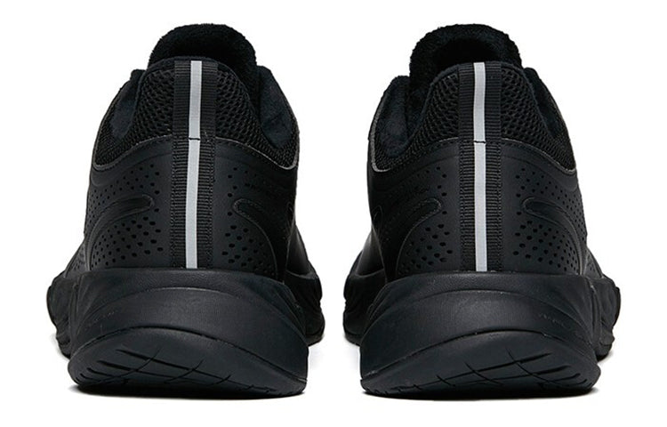 ANTA Running Series Sneakers 'Black' 112145523-9