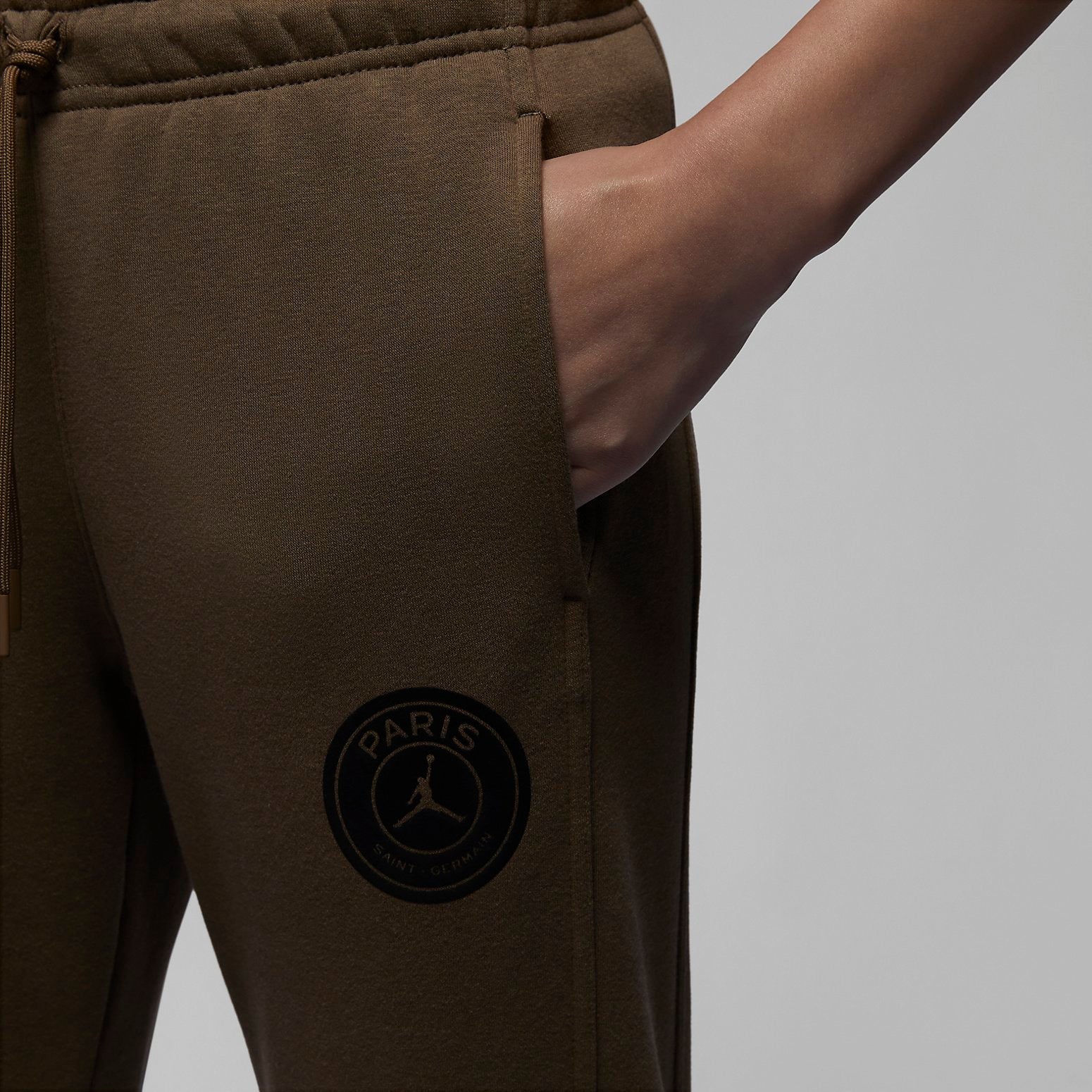 (WMNS) Air Jordan x Paris Saint-Germain Sweatpants 'Palomino' FD6998-274