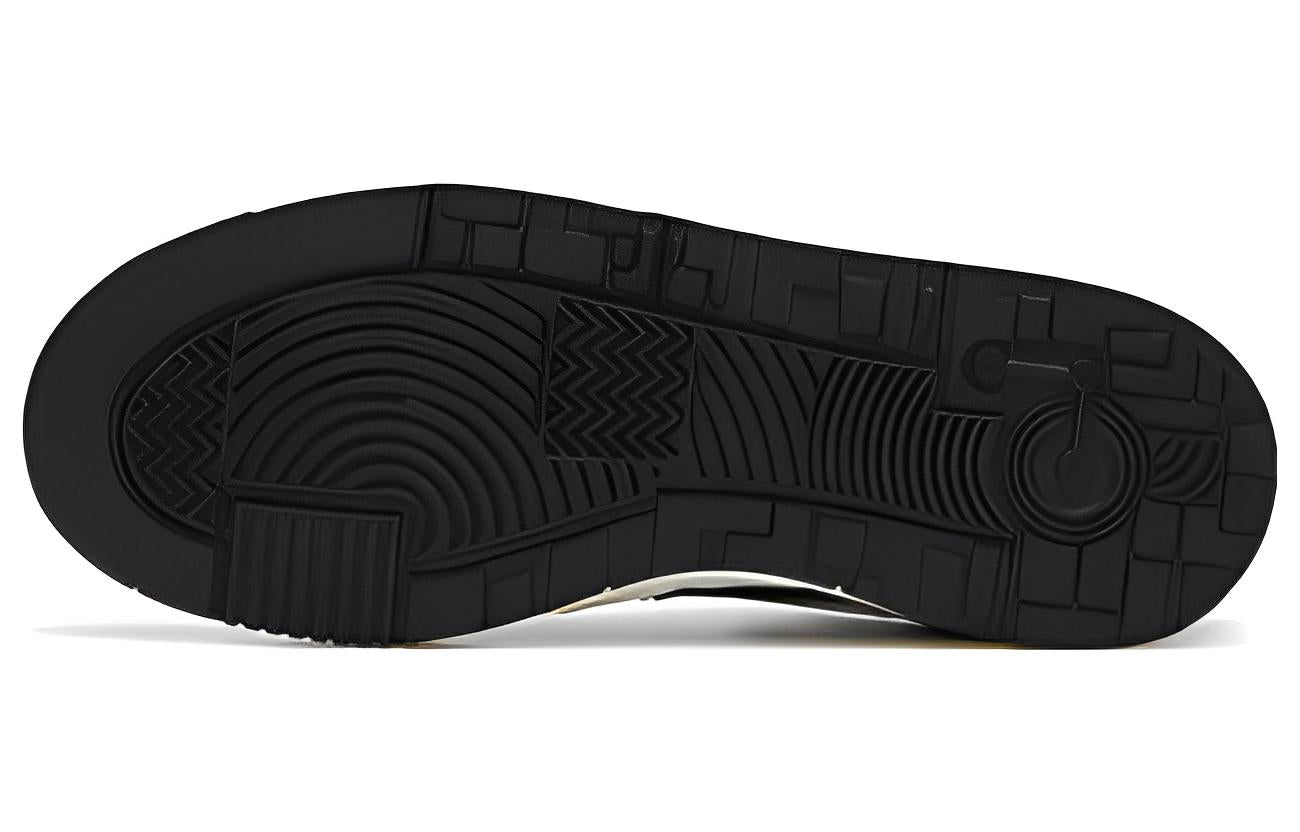 (WMNS) ANTA Street Naughty 'Black White' 122318051-4