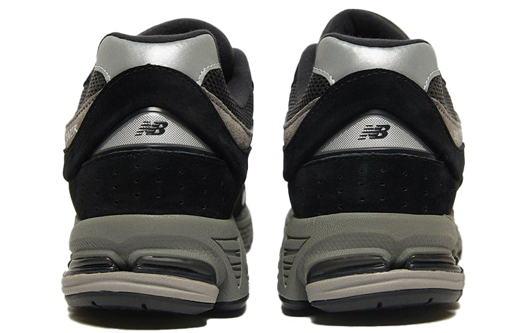 New Balance 2002R 'Black' M2002RR1