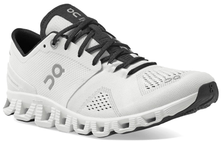 (WMNS) On Running Cloud X 'White Black' 40.99702