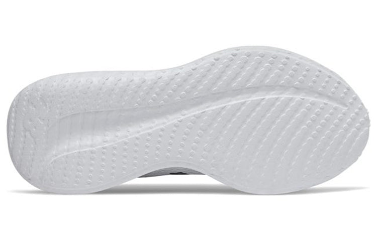 New Balance Ryval Black/White MRYVLRL1