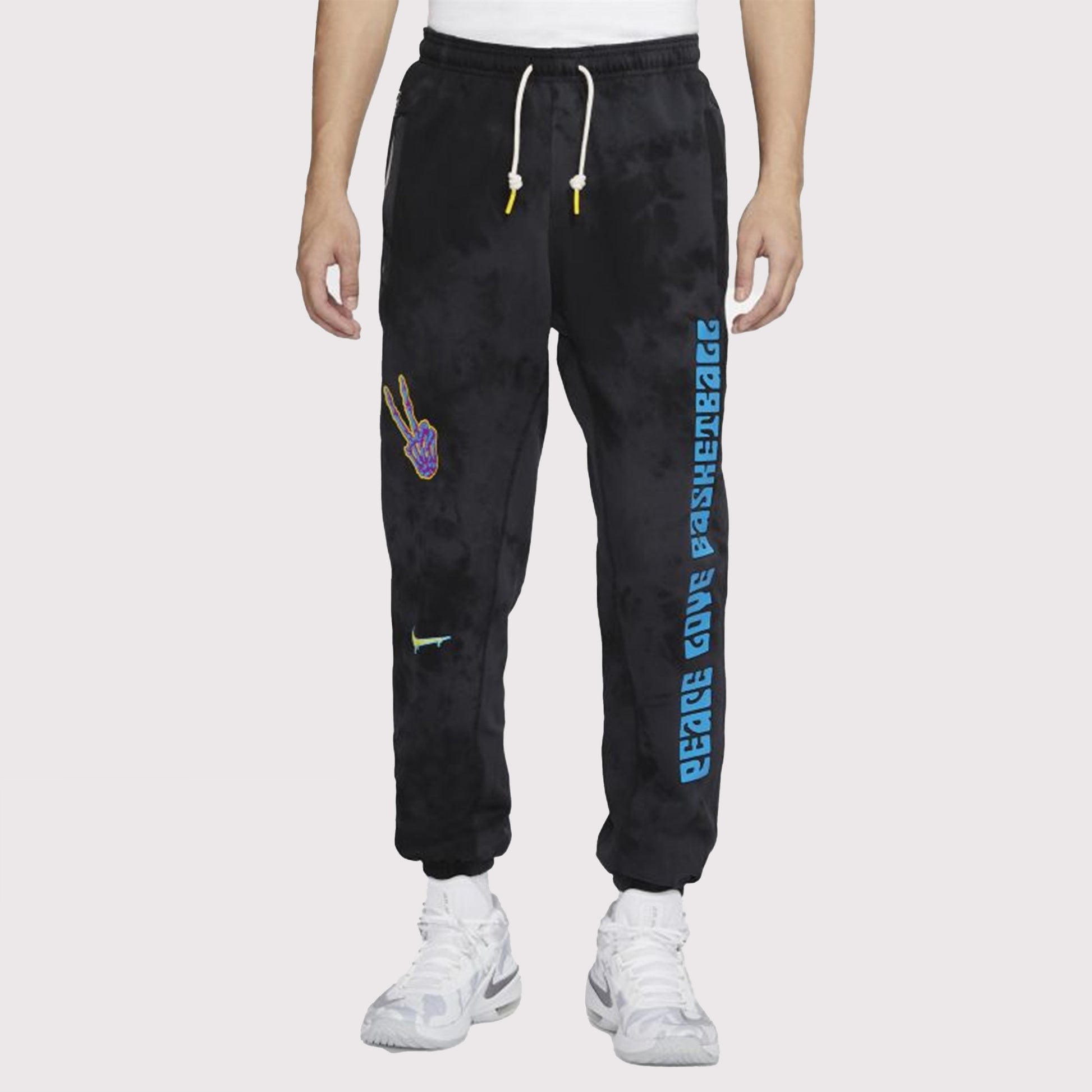 Nike Graffiti Embroidered Basketball Sports Fleece Lined Stay Warm Knit Long Pants Black CU3624-010