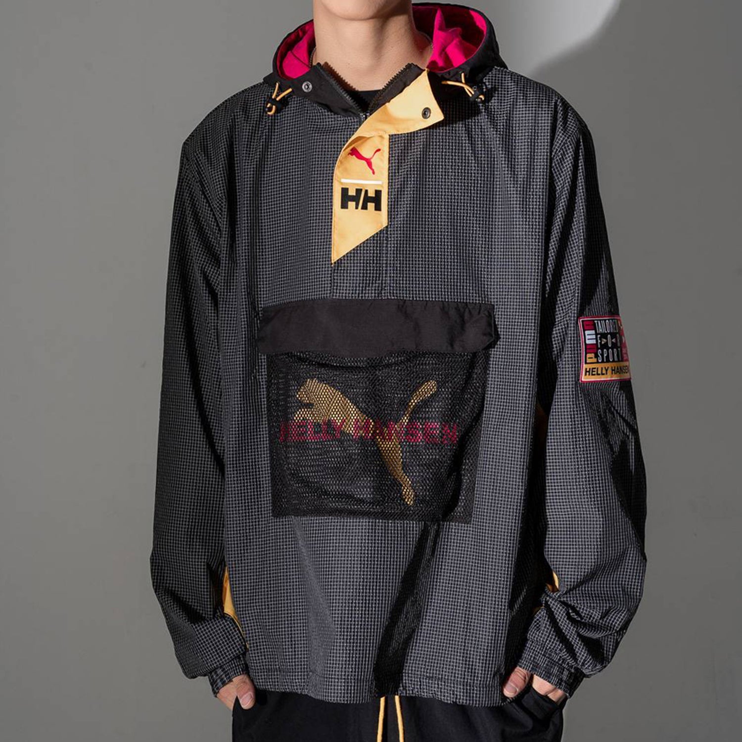 PUMA x HELLY HANSEN Crossover Contrasting Colors Hooded Jacket Black 597143-01