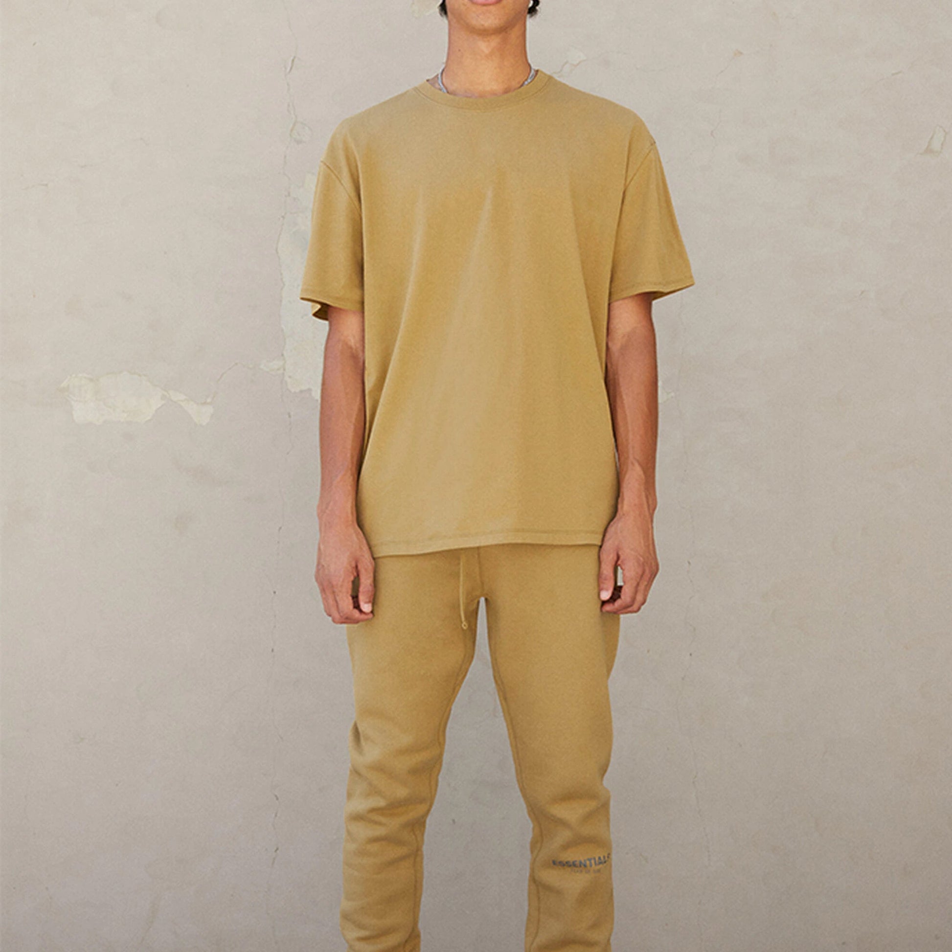 Fear of God Essentials FW21 Logo Tee 'Amber' FOG-FW21-009