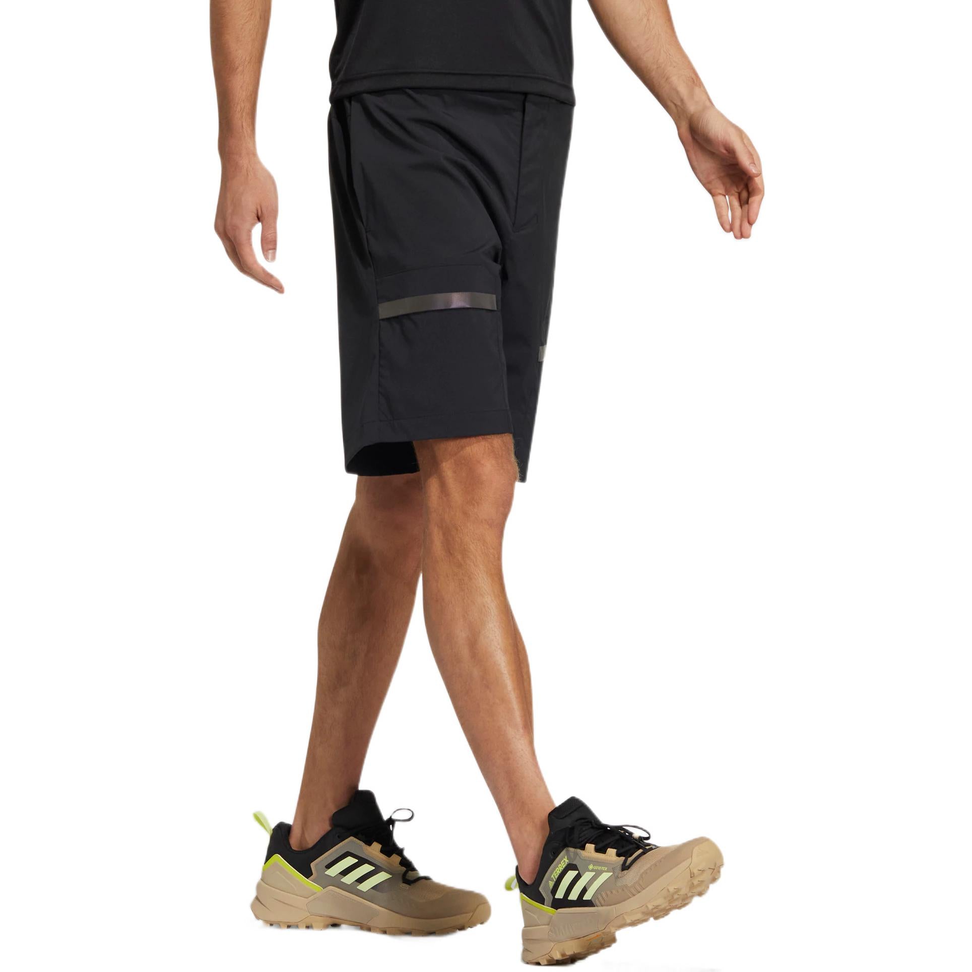 adidas Solid Color Elastic Waistband Breathable Sports Shorts Black HE7367