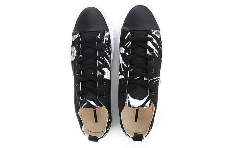 Alexander McQueen Swallow Orbyt Sneaker 'Black White' 543774-R2607-1006
