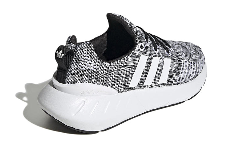 (GS) adidas originals Swift Run 22 'White Black' GZ1554