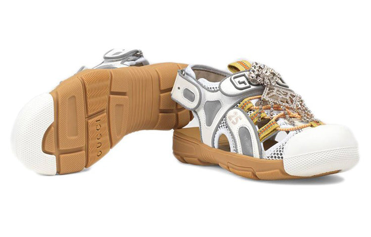 (WMNS) Gucci Tinsel Sport Sandals 'Crystal White Grey' 571557-98D10-8475