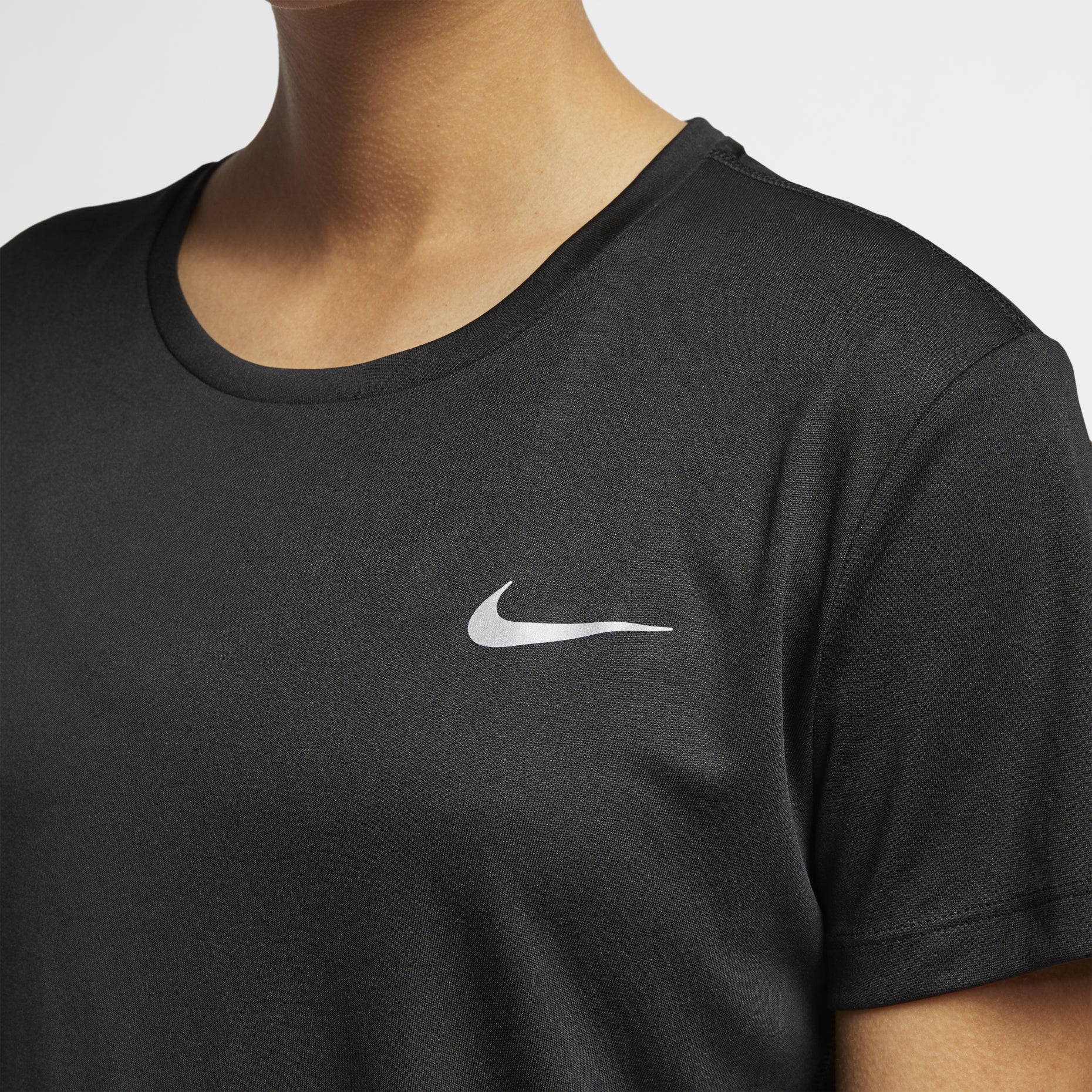 (WMNS) Nike Dri-FIT Sports Training Quick Dry Breathable Round Neck Short Sleeve Black T-Shirt AJ8122-010