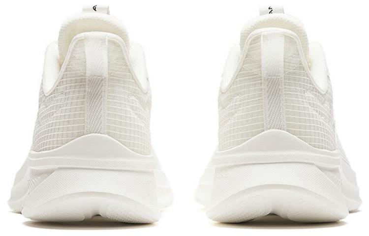 (WMNS) ANTA Running Series Sneakers 'White' 922335501-1