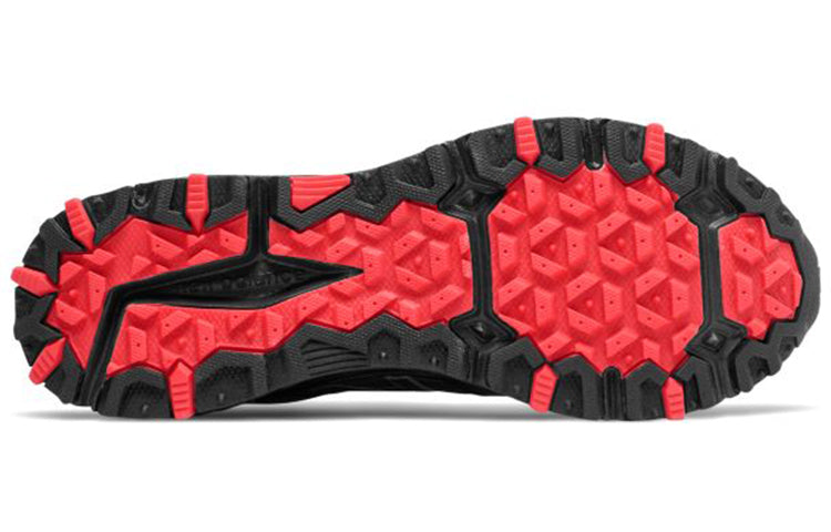 New Balance 410 v6 Trail Shoes Black/Red MT410LB6