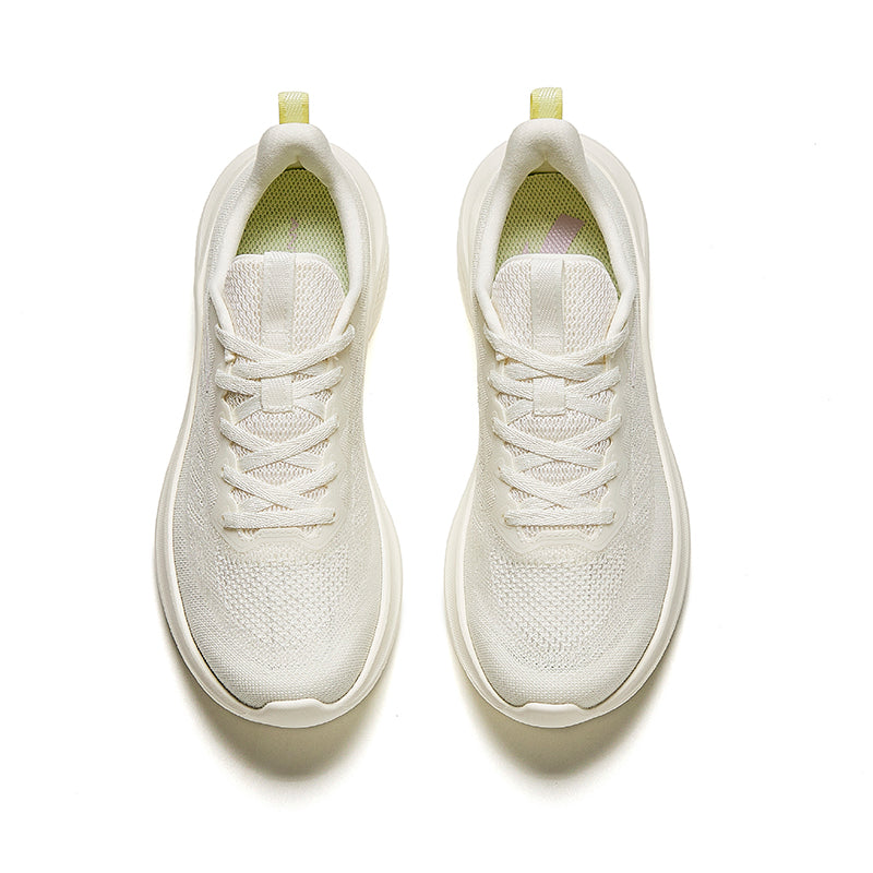 (WMNS) ANTA Running Series Sneakers 'Beige Cream' 922425509-1