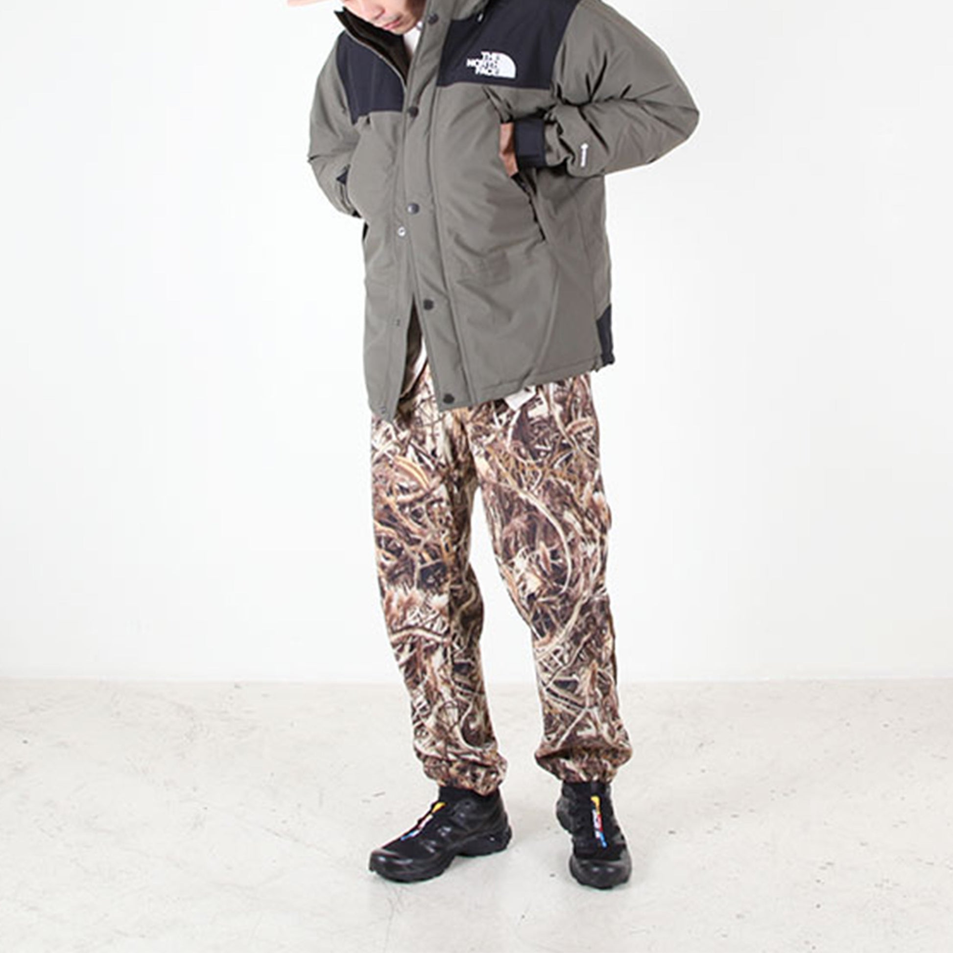 THE NORTH FACE Mountain Down Jacket 'Green' ND91930-NT