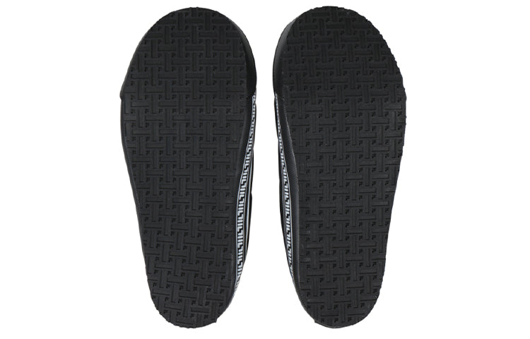 FILA Minimalistic Cozy Low Tops Athleisure Casual Sports Shoe Black Version 1GM01218_001