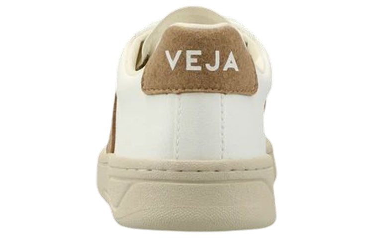 Veja Urca CWL 'White Camel' UC0702949