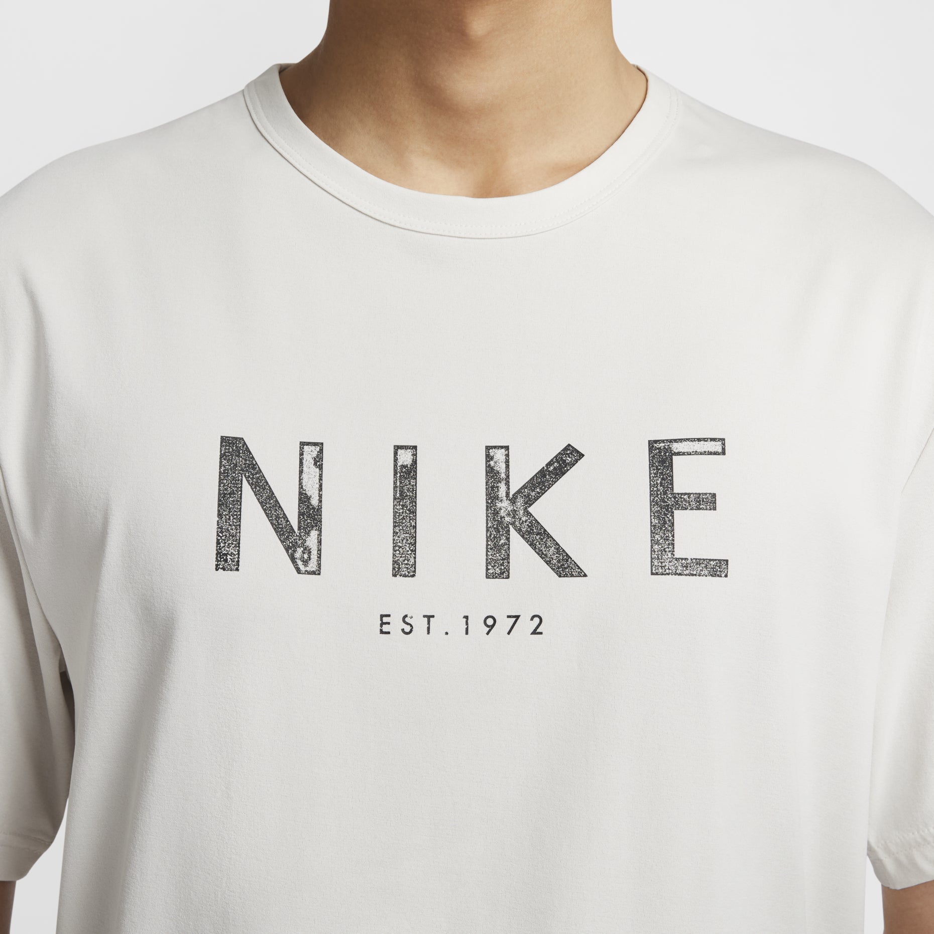 Nike Hyverse Dri-FIT UV T-Shirt Asia Sizing 'White' HJ7008-030