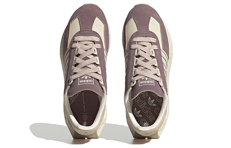 (WMNS) adidas Origianls Ozweego 'Brown'  IF5409