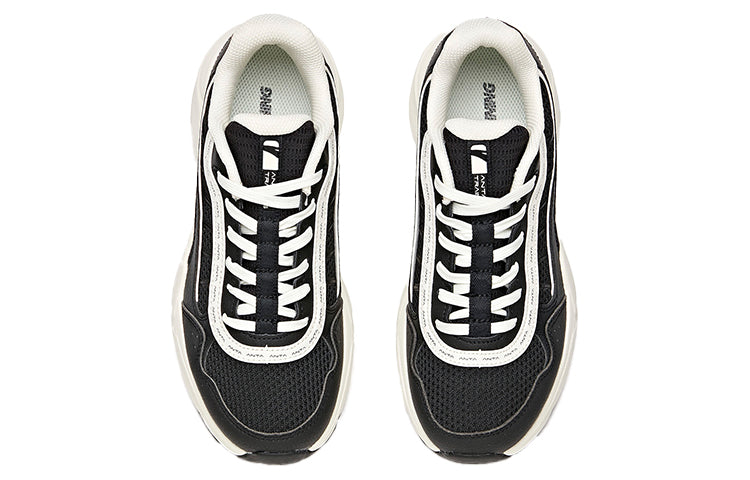 (WMNS) ANTA Training Series Sneakers 'White Black' 122027762-3