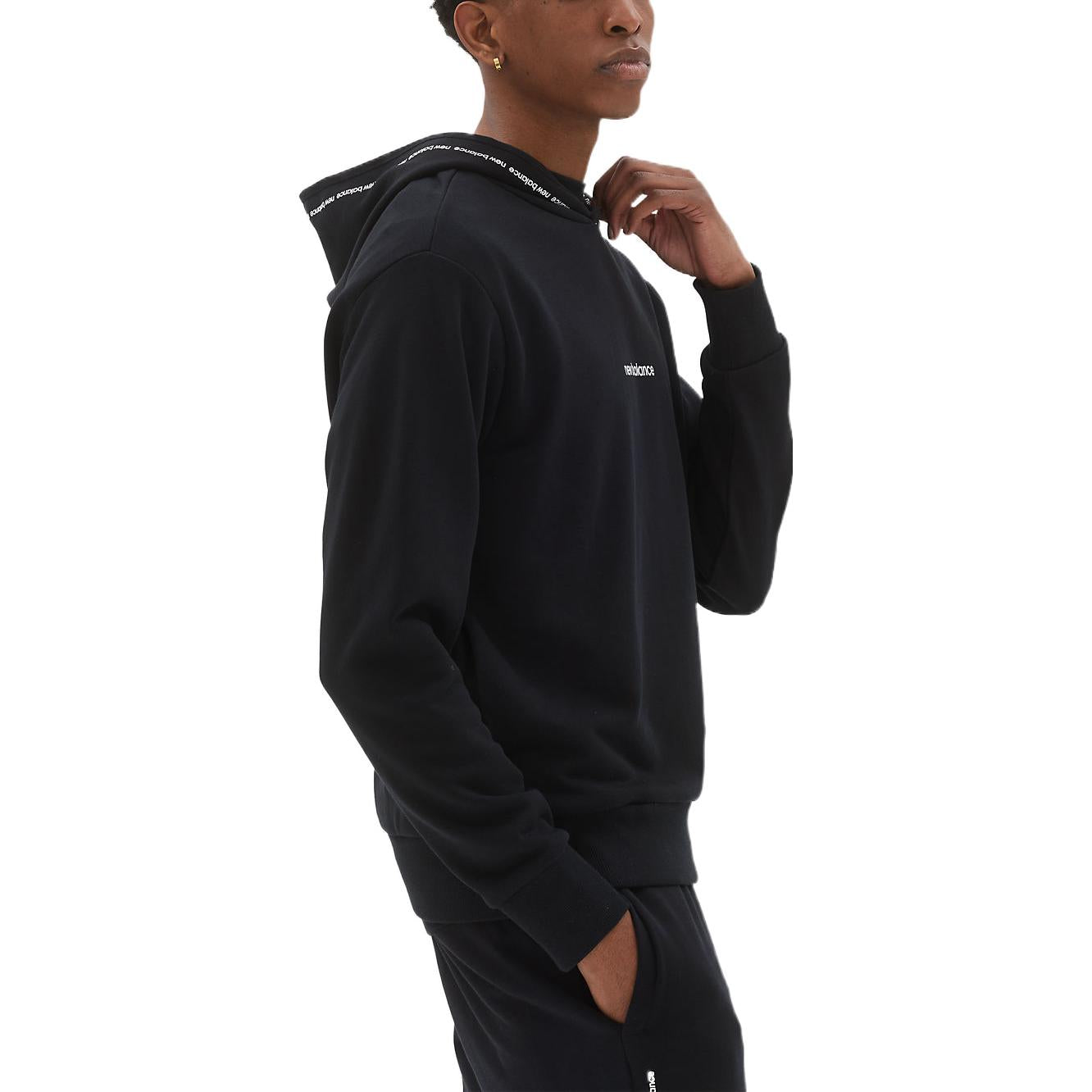New Balance Essentials Fleece Hoodie Asia Sizing 'Black' MT23516-BK