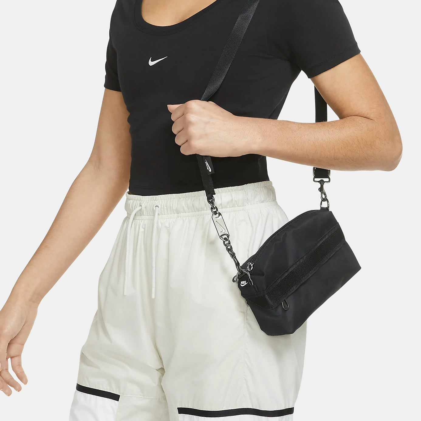 (WMNS) Nike Crossbody Bag Chain 'Black' CW9304-010