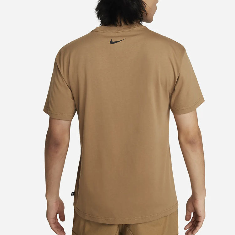 Nike SB Skateboard Cartoon landscape Pattern Skateboard Round Neck Short Sleeve Brown DR7766-258