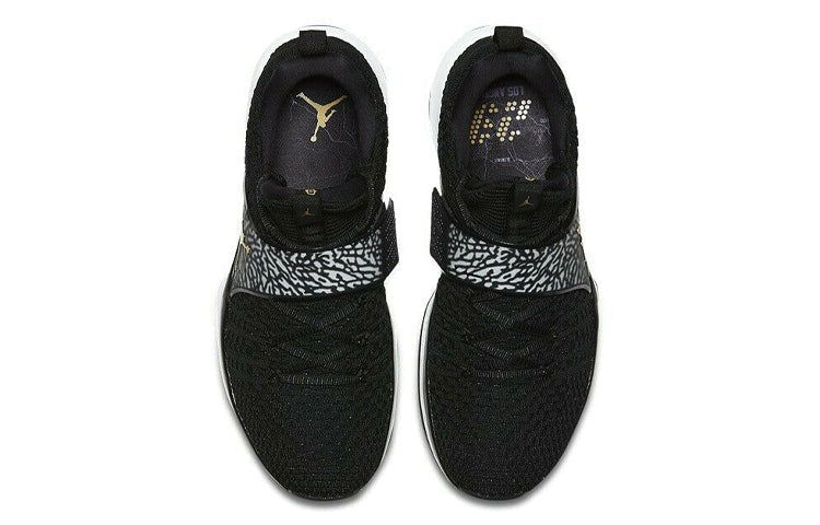 Air Jordan Trainer 2 Flyknit 'Black Metallic Gold' 921210-021