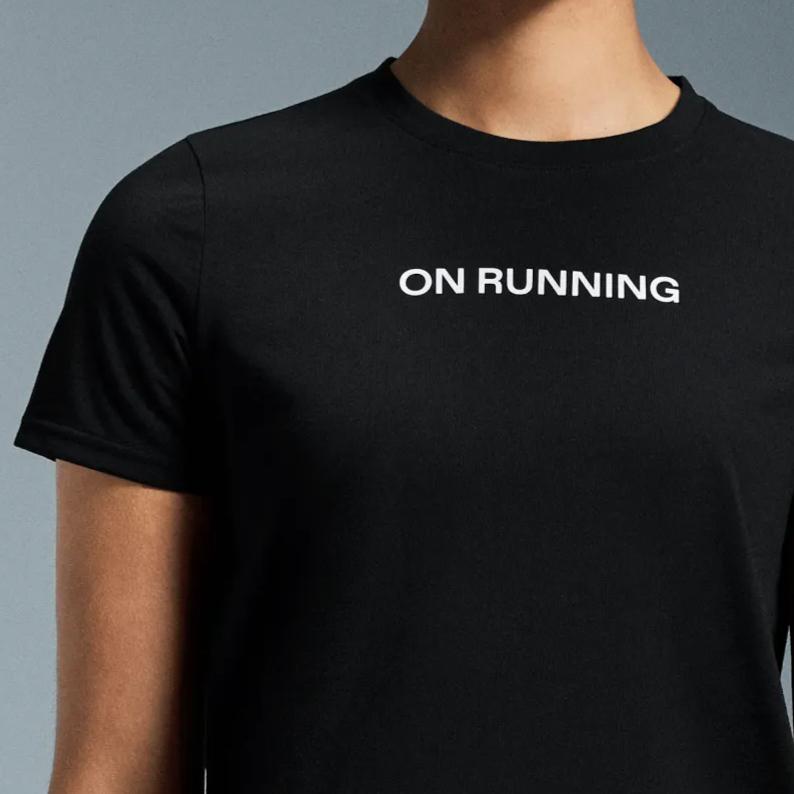 (WMNS) On Running Run-T T-Shirt 'Black' 1WE30390553