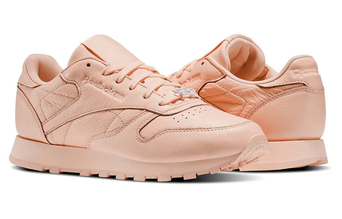 (WMNS) Reebok Classic Leather Running Shoes Pink BS7912