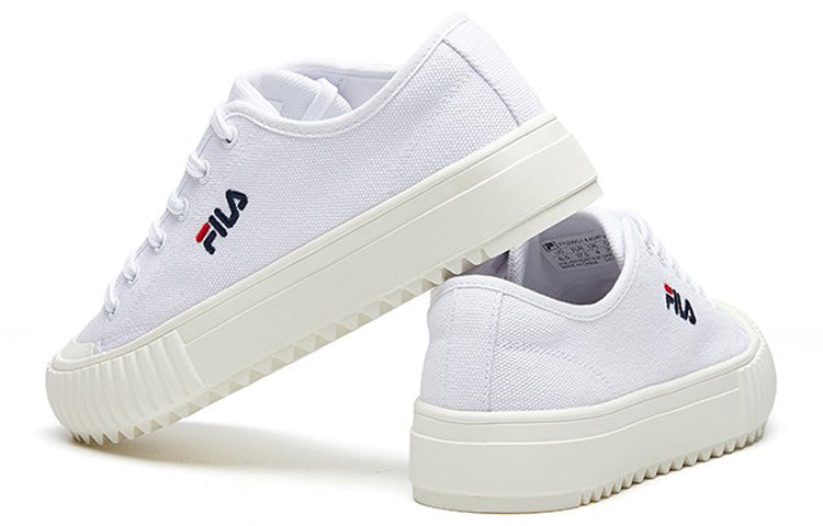 (WMNS) FILA Fmc Series Trail Low Top Canvas Sneakers White F52W014404FWT
