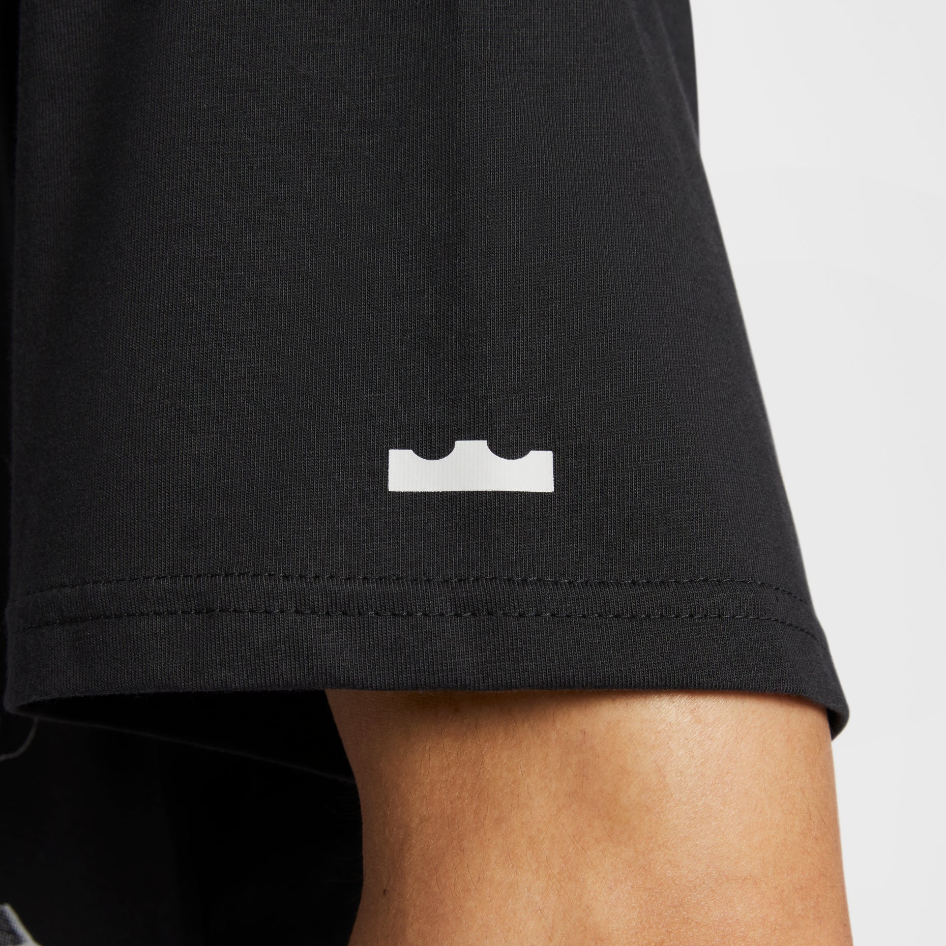 Nike LeBron Basketball T-Shirt 'Chosen One' IH8541-045