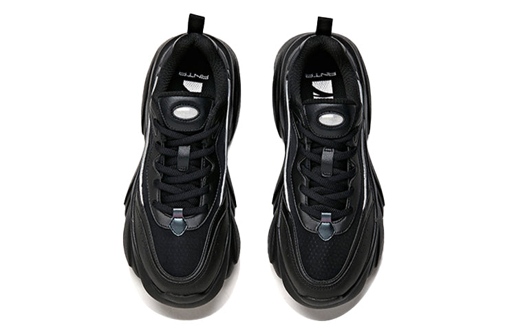 (WMNS) ANTA Claw 'Black White' 922358894-6