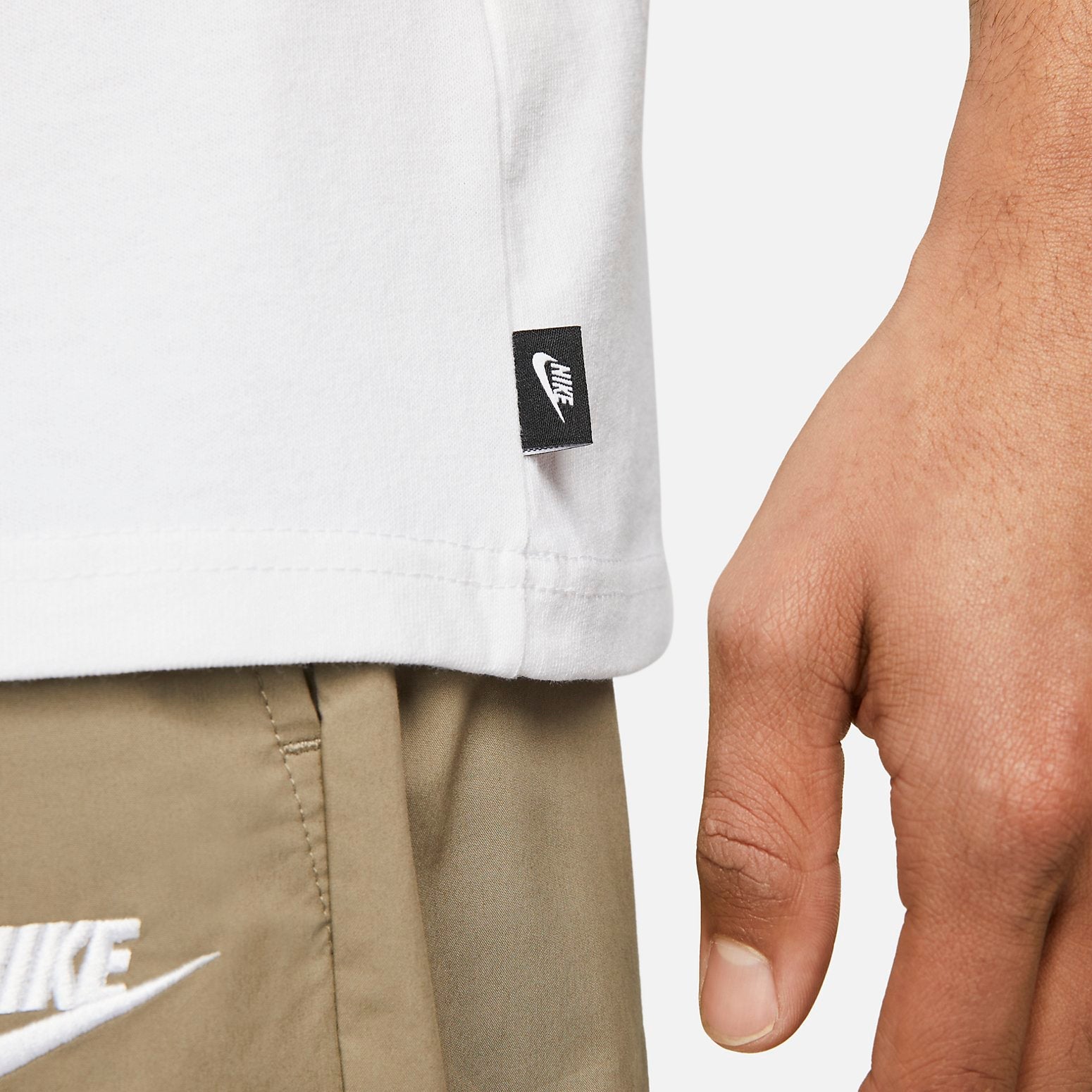 Nike Sportswear Premium Essentials T-Shirt 'White' DO7392-100