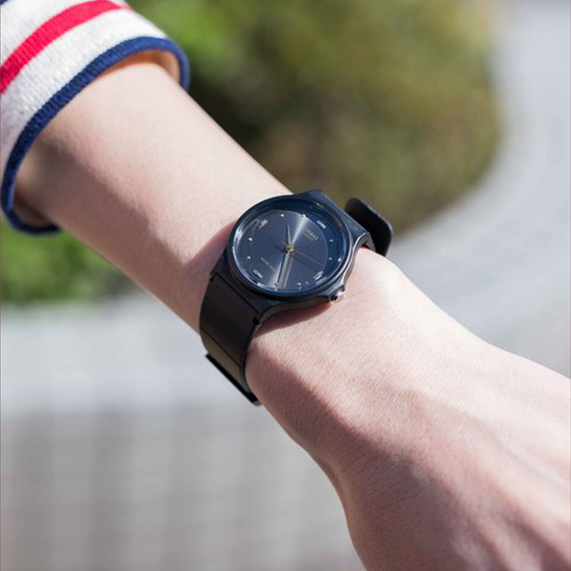 CASIO Quartz Waterproof Unisex Mens Black Analog MQ-76-1AL