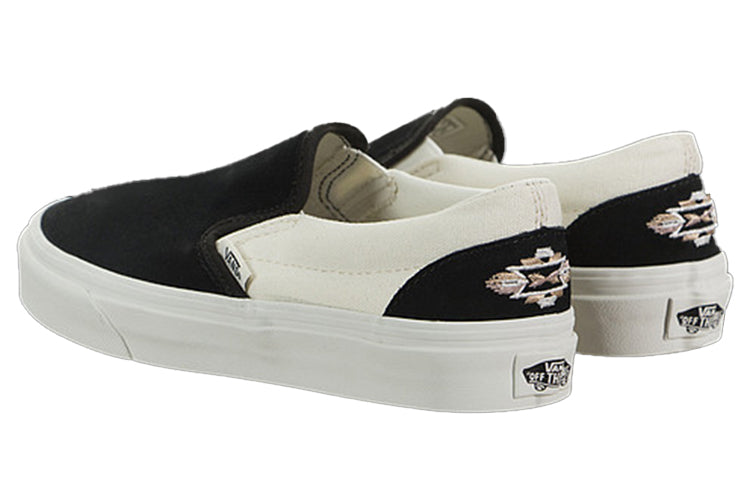 Vans Unisex Classic Slip-on Shoes Black/White VN0A38F7QTY