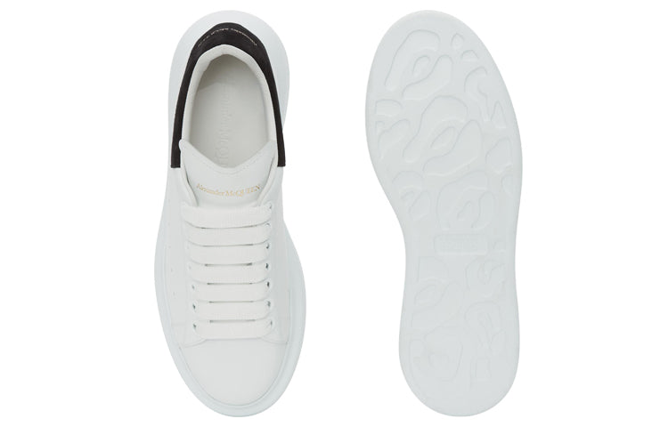 (WMNS) Alexander McQueen Oversized Sneaker 'White Black Suede' 553770WHGP79061