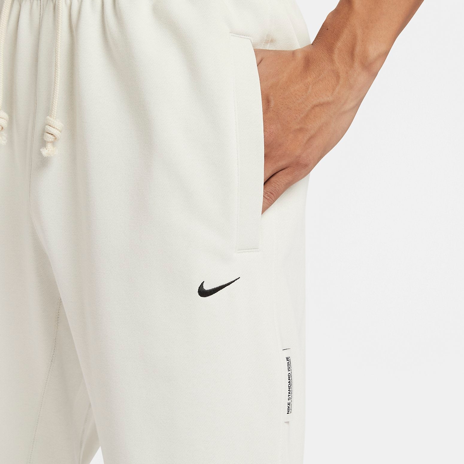 Nike Standard Issue Pants 'White' FV4028-072