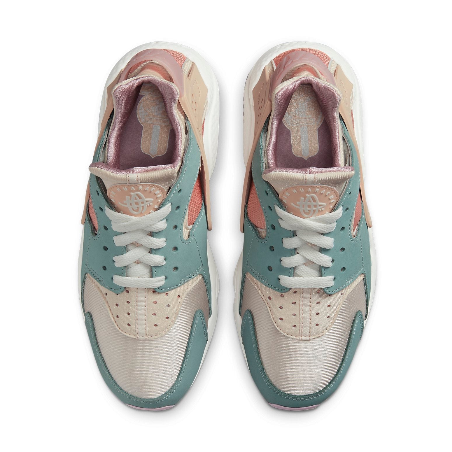 (WMNS) Nike Air Huarache 'One Mile Social Club' DQ4990-104