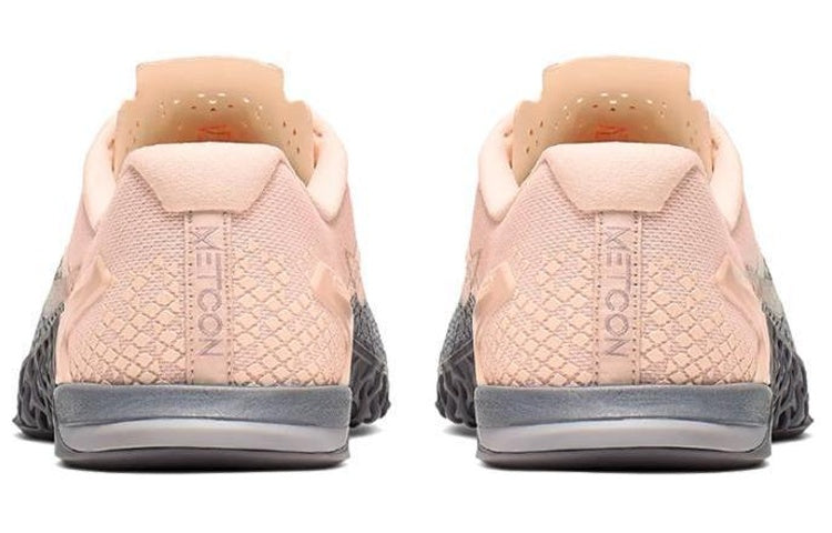 (WMNS) Nike Metcon 4 XD MTLC 'Atmosphere Grey' AV2252-001