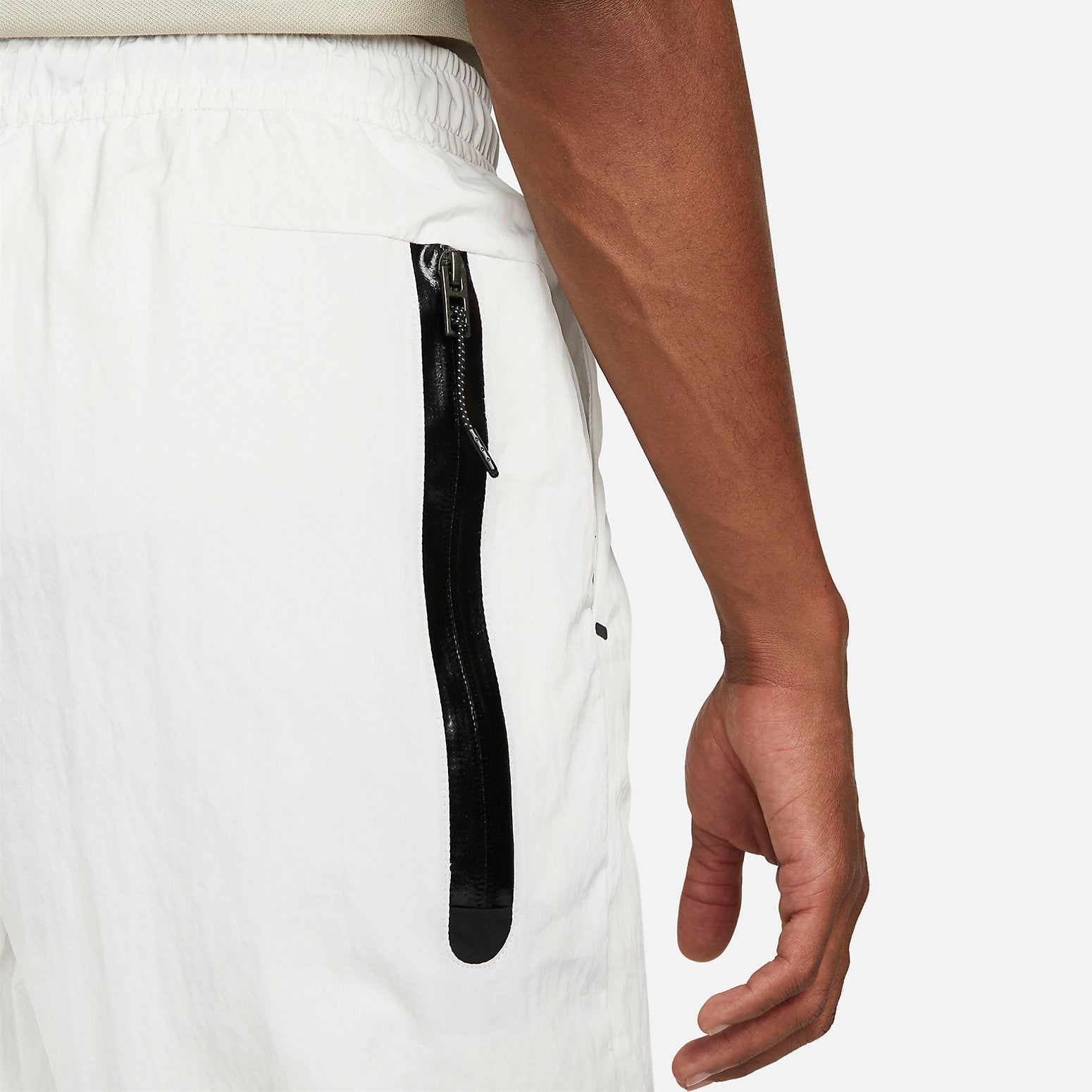 Nike Sportswear Tech Essentials lined Commuter Pants 'White' DQ4343-030