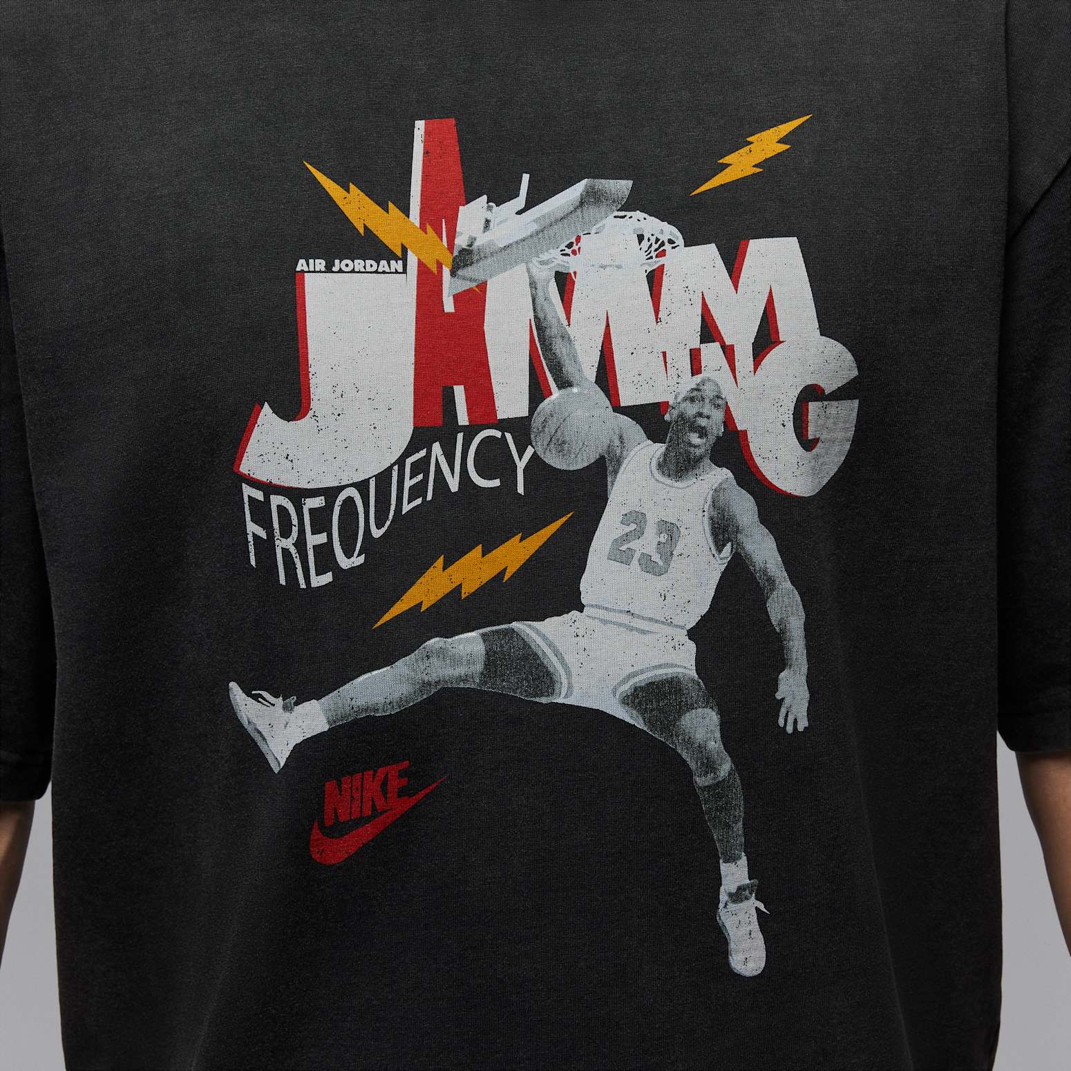 Nike x Jordan Brand T-Shirt Asia Sizing 'Black White' HJ2930-010