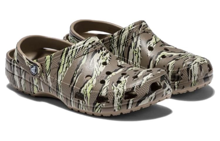 Crocs Classic Printed Camo Clogs 'Brown' 894825