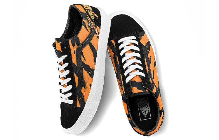 Vans Unisex Style 36 Low-Top Sneakers Black/Orange VN0A3DZ3ORA