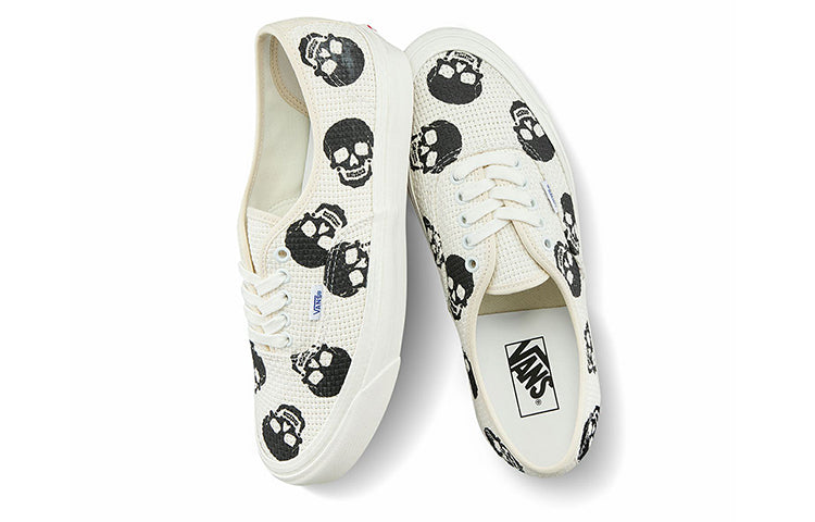 Vans Authentic 44 DX 'Anaheim Factory - Needlework Skull' VN0A54F29GN