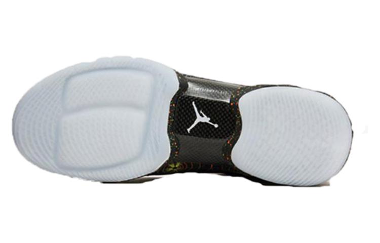 Air Jordan 28 SE 'Christmas' 616345-025
