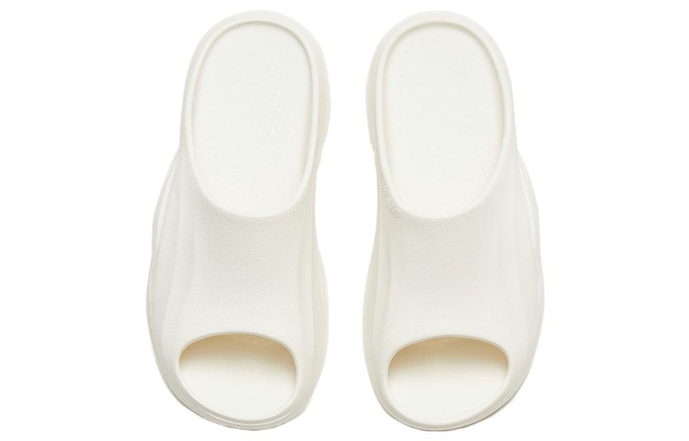 (WMNS) ANTA Fluffy Slippers 'White' 922326993-3
