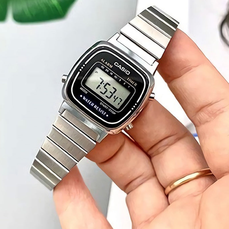 CASIO Quartz Waterproof Unisex Silver Digital LA670WD-1